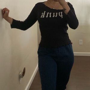 Black long sleeve shirt